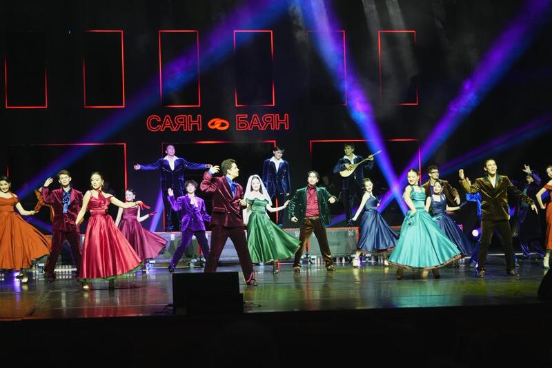 СПЕКТАКЛЬ «МУЗАРТ» ТУРКЕСТАНСКОГО ТЕАТРА ПРЕДСТАВИЛИ ВО ДВОРЦЕ РЕСПУБЛИКИ В АЛМАТЫ