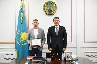 Отслуживший в армии житель области Жетісу получил грант на бесплатное обучение в вузе