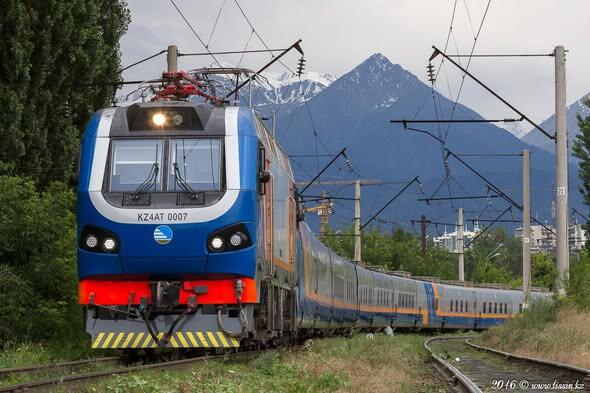 ТУРКЕСТАН: В АРЫСИ ИНТЕНСИВНО ВЕДЕТСЯ СТРОИТЕЛЬСТВО ЭЛЕКТРОВОЗНОГО ЗАВОДА