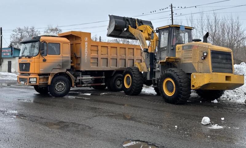 В области Абай продолжаются работы по вывозу снега и откачке талых вод