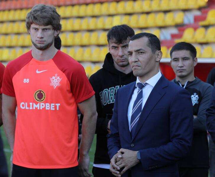 Асхат Шахаров посетил тренировку футбольного клуба «Актобе