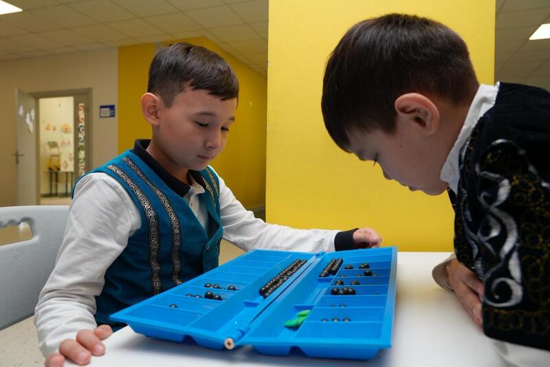 Национальная школьная лига: в Астане проходит республиканский турнир