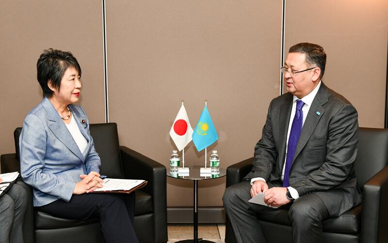 Главы МИД Казахстана и Японии обсудили вопросы двустороннего сотрудничества