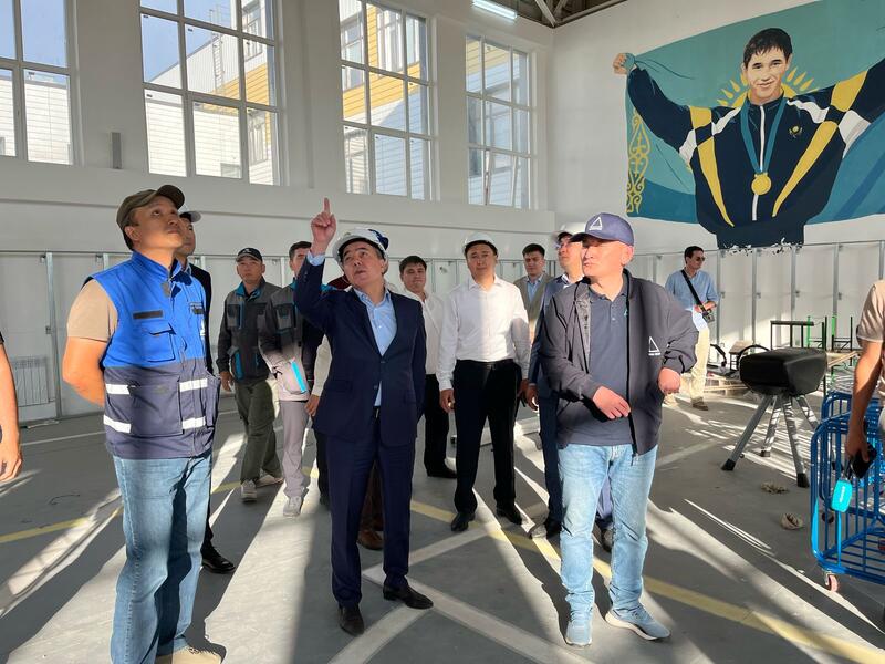 Аким Западно-Казахстанской области проверил ход строительства школ в рамках проекта «Келешек мектептер»