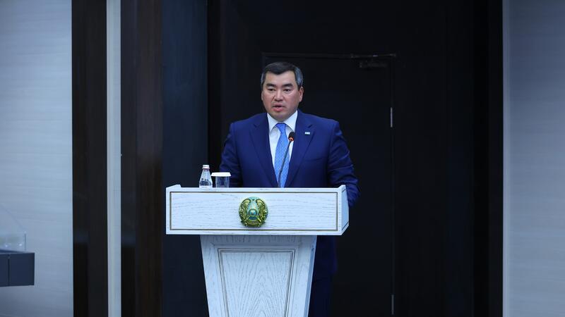Олжас Бектенов представил активу Алматинской области нового акима