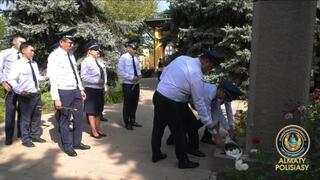 Полиция почтила память Ахмета Байтурсынова в День языков в Алматы