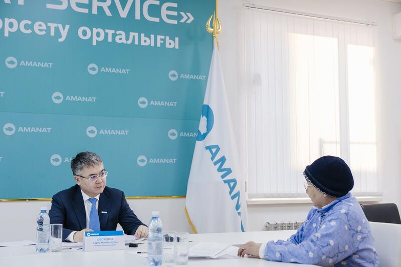 Серик Шапкенов провёл личный приём жителей Атырауской области