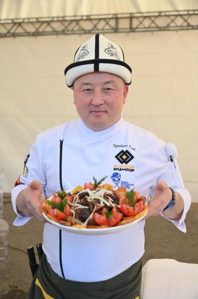 ШЫМКЕНТ: ПРОХОДИТ МЕЖДУНАРОДНЫЙ ГАСТРОНОМИЧЕСКИЙ ФЕСТИВАЛЬ «DAMDASTOUR»