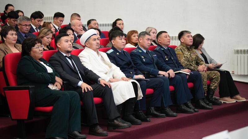 Аким ВКО провел встречу с населением района Улкен Нарын