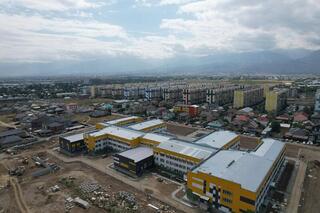 Количество трёхсменных школ в Алматинской области сократилось вдвое