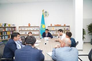 ТҮРКІСТАНДА ОБЛЫС ТҰРҒЫНДАРЫНЫҢ ЖЕКЕ МӘСЕЛЕЛЕРІ ТЫҢДАЛДЫ