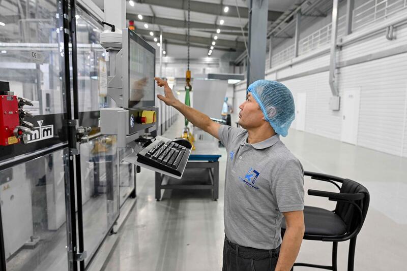 В Семее открыт современный цех по производству картонной упаковки