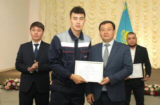 Награждены работники коммунальных учреждений