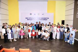 В Астане наградили победителей онлайн-конкурса среди молодых семей