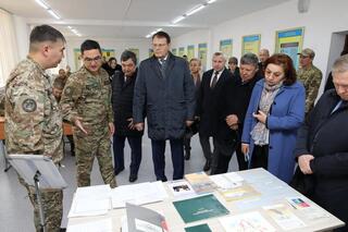 Депутаты изучили практическую реализацию законодательных норм в сфере воинской службы