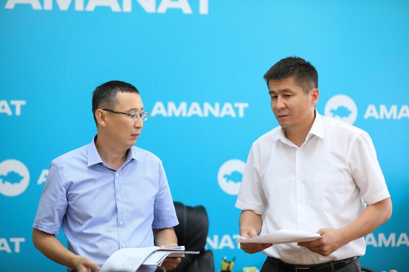 Аким области провел прием граждан