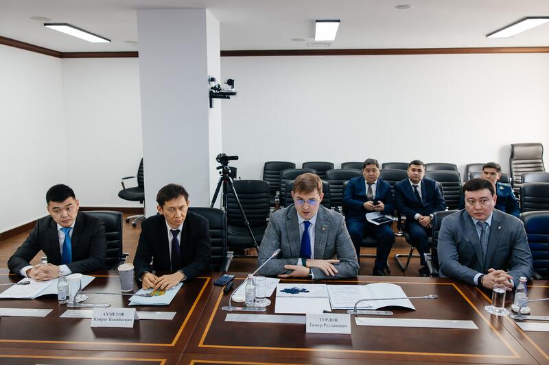 Аким Атырауской области встретился с основателем и генеральным директором Freedom Holding Corp. Тимуром Турловым