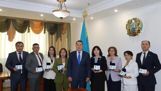 Отличившимся сотрудникам Высшей аудиторской палаты вручены юбилейные медали к 30-летию Конституции РК