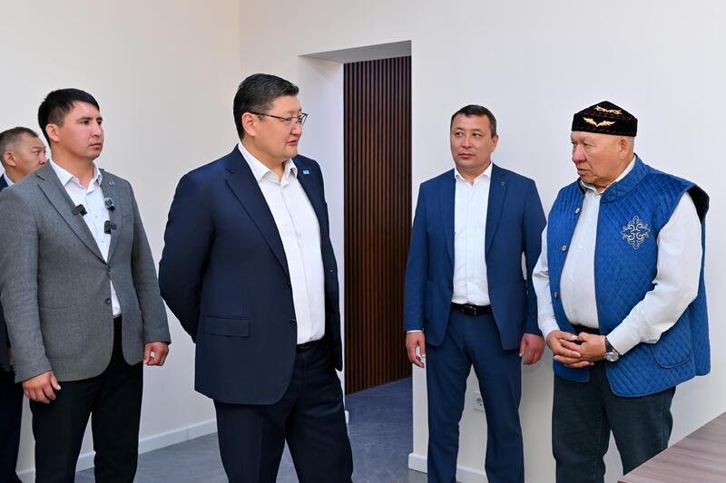 Аким области посетил центр активного долголетия «Толагай»