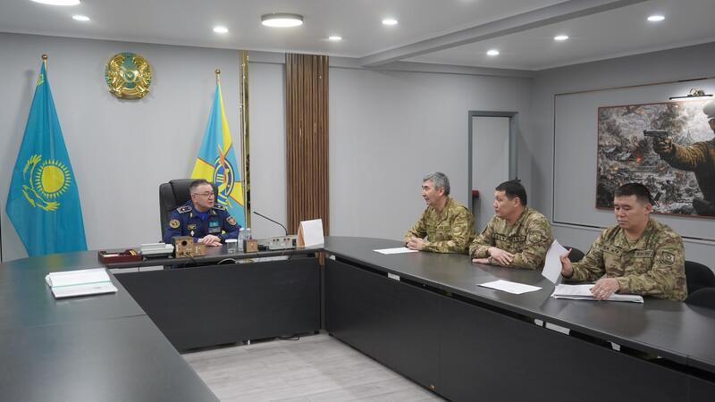 Заместитель министра обороны проинспектировал военные объекты Алматинского гарнизона