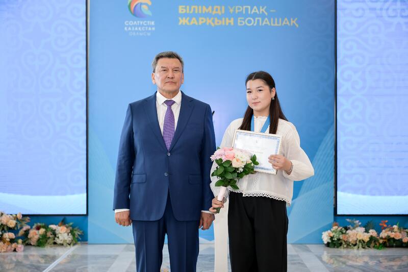 33 школьника СКО отмечены за победы на международных и республиканских олимпиадах