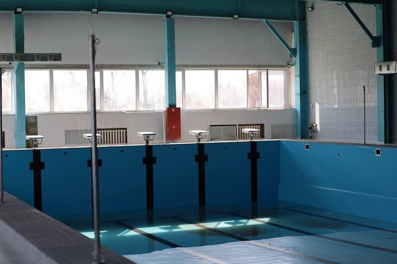 В Макинске завершается строительство современного бассейна