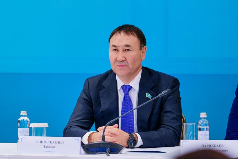 В Астане прошла экспертная встреча по обсуждению проекта новой Конституции