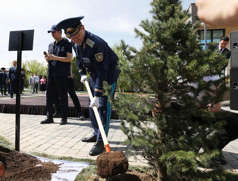 В Жамбылской области отметили 115-летие Бауыржана Момышулы