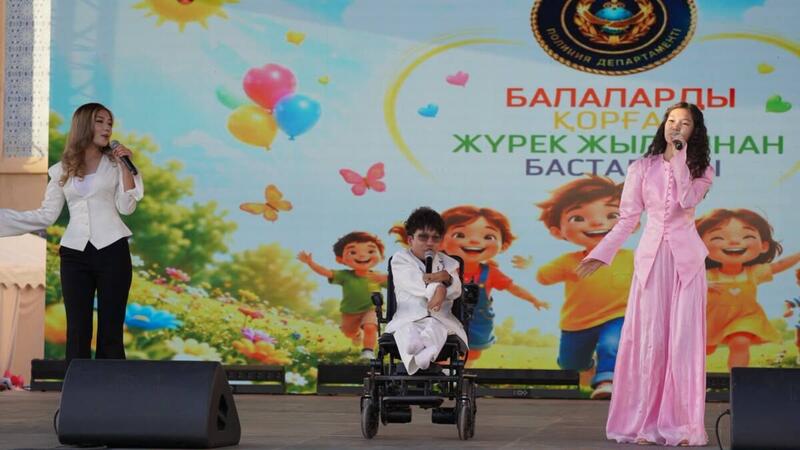 Полицейские организовали незабываемый праздник для детей в Туркестанской области