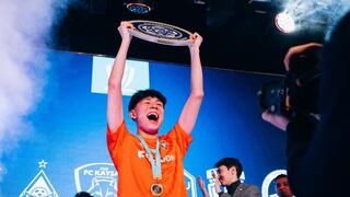 Киберфутбол: карагандинец представит страну на eChampions League в Англии