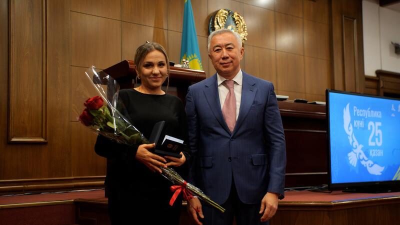 В МНЭ прошла торжественная церемония ко Дню Республики