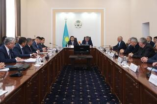 Айдарбек Сапаров провел встречу с аграриями Северо-Казахстанской области