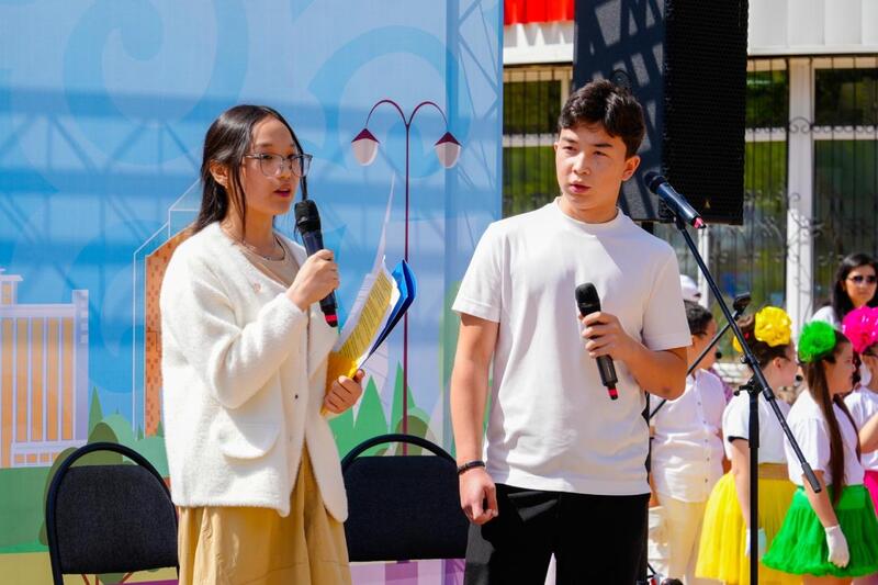 В районе «Байконыр» на месте пустыря появился современный сквер