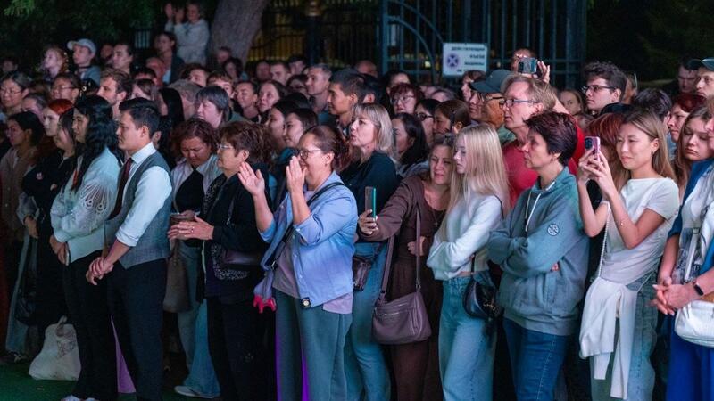В областном центре ВКО прошел вечер «Оперетта под открытым небом»