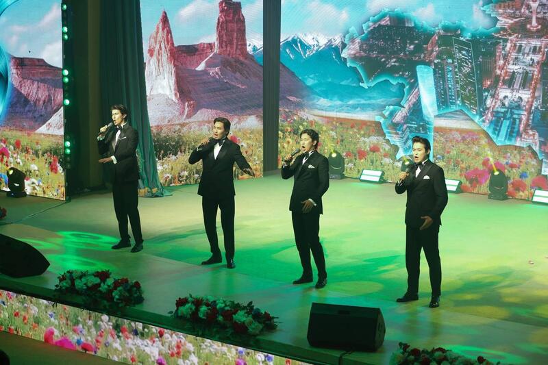 В Мангистау ко Дню Республики прошло торжественное мероприятие