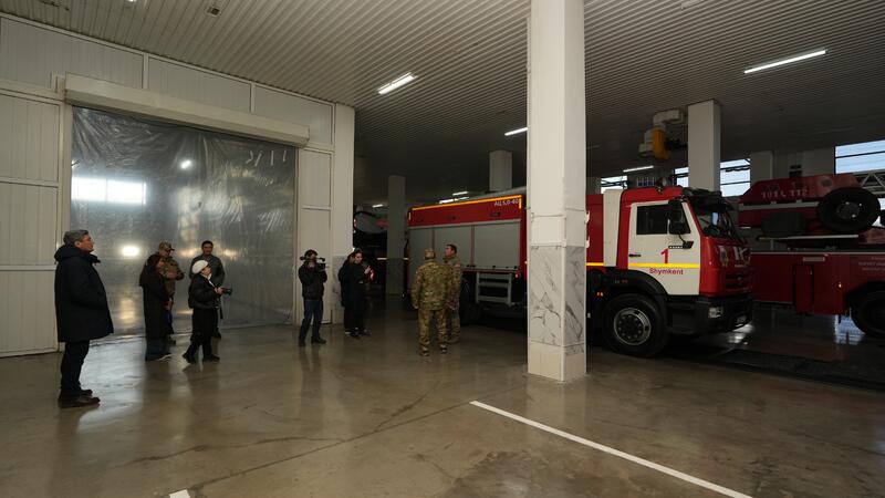 Глава МЧС ознакомился с модернизацией пожарной части в Шымкенте