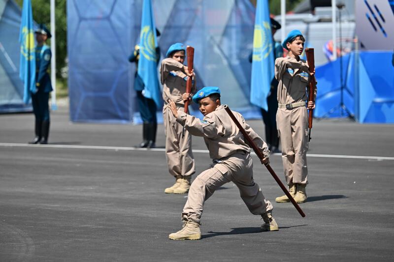 Глава государства выступил на ХІI международном военно-патриотическом сборе молодежи «Айбын»