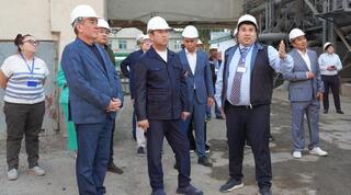 Айдарбек Сапаров ознакомился с развитием сахарной отрасли и переработки сельхозпродукции в Жамбылской области