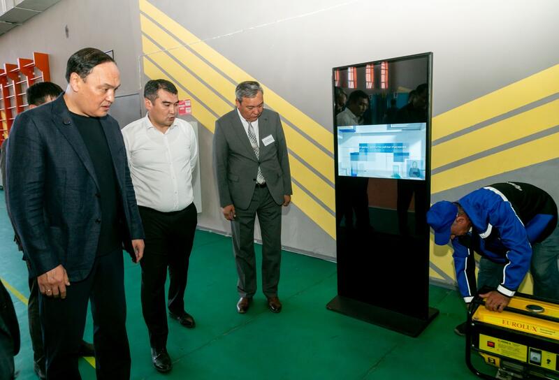 Ербол Қарашөкеев Тұрар Рысқұлов ауданындағы әлеуметтік және инфрақұрылымдық жобалардың жүзеге асу барысын тексерді