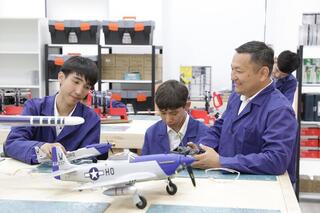 В Казахстане запускается пилотный проект единого ваучера на спорт, творчество и дополнительное образование