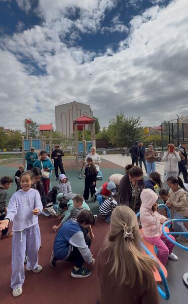 Новый сквер открыли в преддверии Дня Конституции в Астане