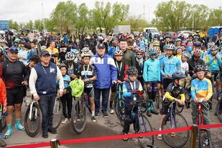 В массовом велопробеге в Астане приняли участие около 500 человек