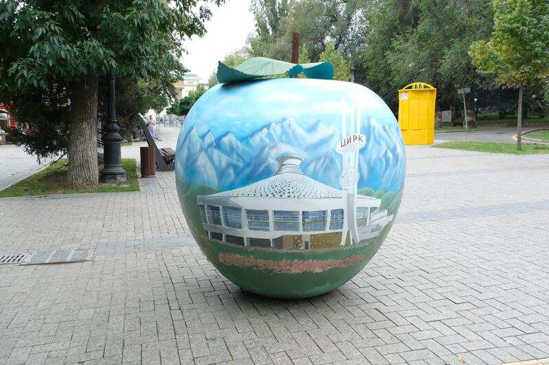 Алматинские инсталляции: как украшали город Алматы на День города