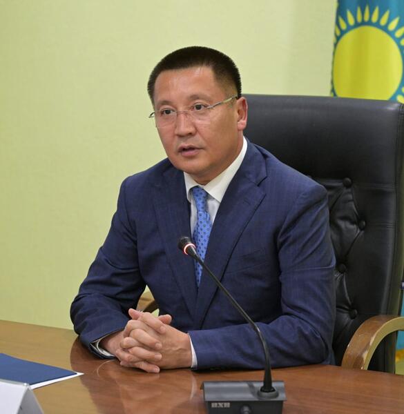 Асаин Байханов поздравил железнодорожников Павлодарской области с профессиональным праздником