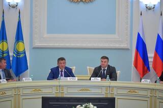 Официальная делегация СКО побывала в Омской области