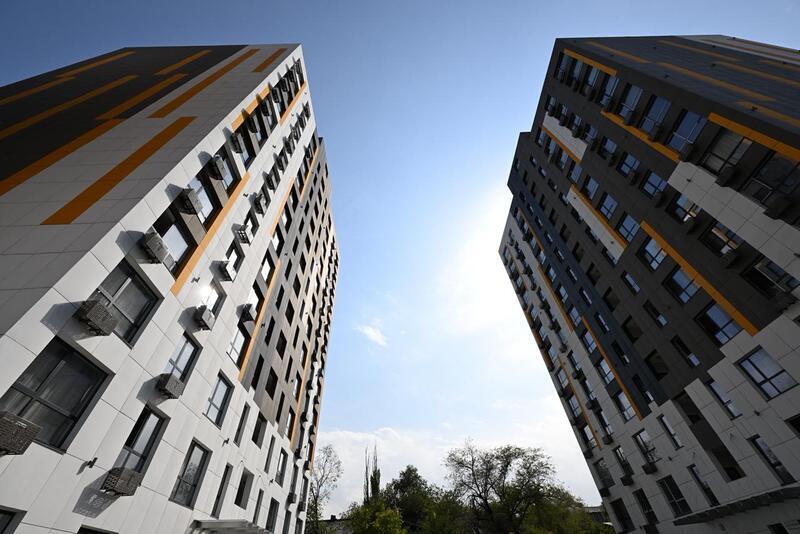 Заместитель акима Алматы Алмасхан Сматлаев сообщил о росте очереди и усилении контроля над арендным жильем