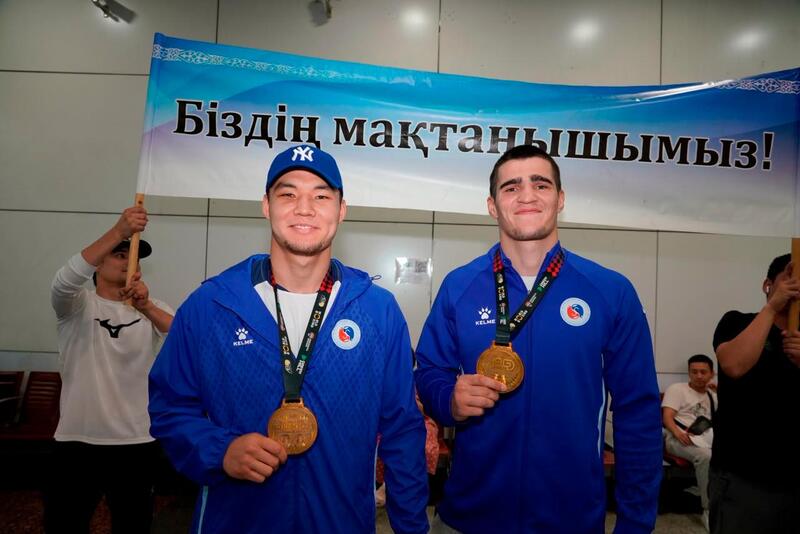 Астаналық боксшылар Азия чемпионатынан жеңіспен оралды