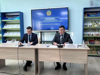 Вице-министр Ерлан Сагнаев встретился с жителями Кызылжарского района Северо-Казахстанской области.