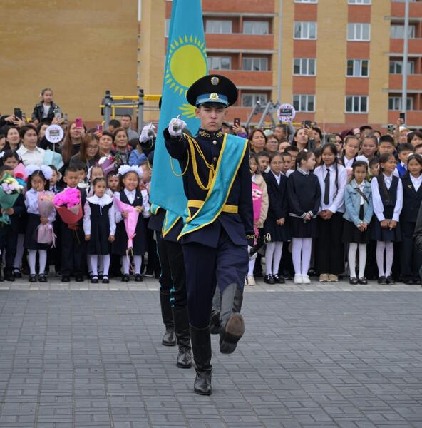 В Павлодаре сегодня произошло по-настоящему знаковое событие — в микрорайоне «Достык» открылась первая в регионе школа будущего, построенная в рамках национального проекта «Келешек мектептері»