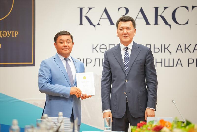 Новая академическая семитомная история Казахстана рекомендована к публикации